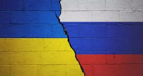 Flagi Ukrainy i Rosji